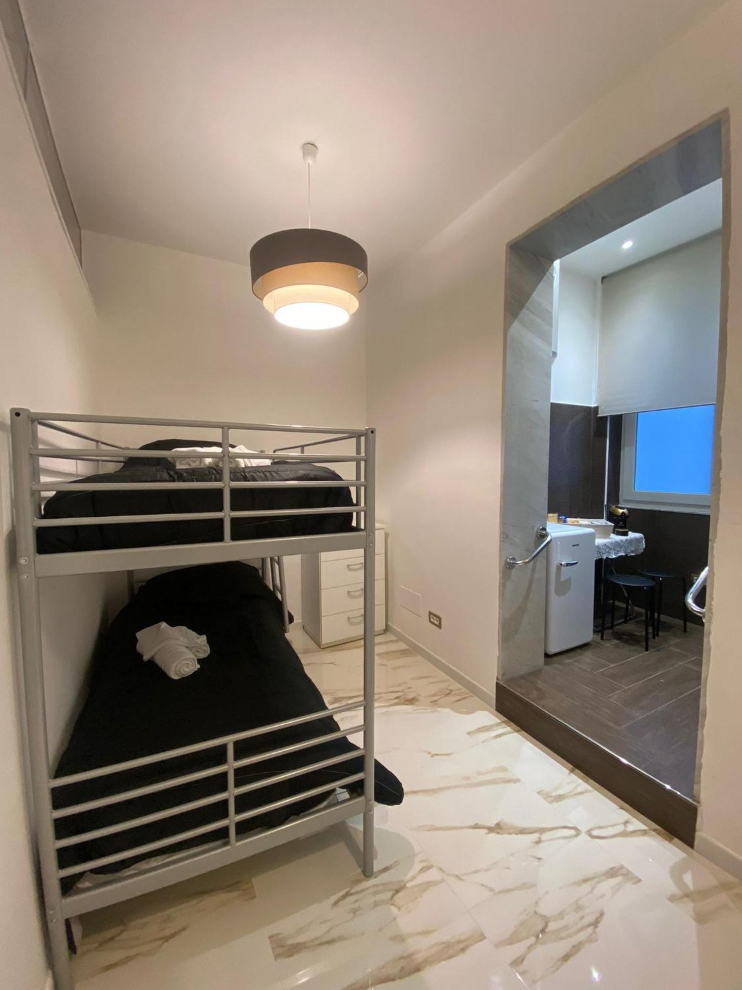 Mada'S Apartment Comfort 바리 외부 사진