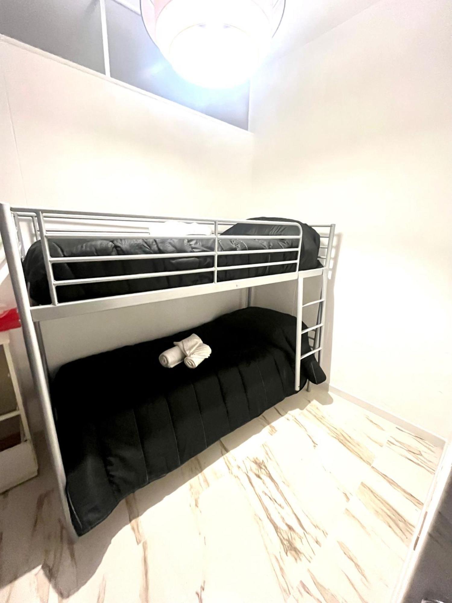 Mada'S Apartment Comfort 바리 외부 사진